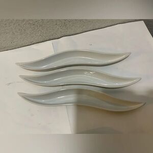 3 pieces white Wave Porcelain serving dish.A20